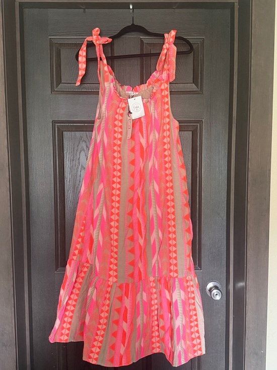 THML Dresses & Skirts - THML Pink and Coral Geometric Tie-Shoulder Sundress